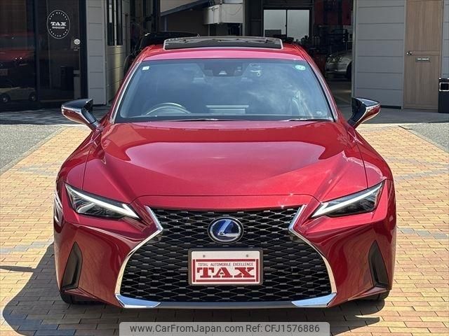 lexus is 2021 CFJ1576886 image 2