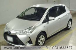 toyota vitz 2018 CFJ1633527