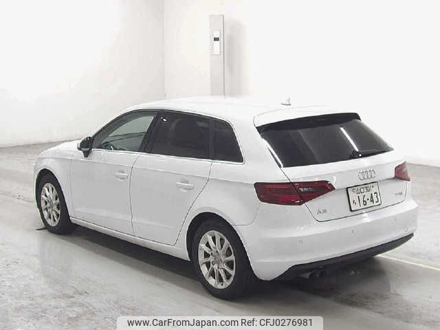 audi a3 2016 -AUDI 【山口 301ﾁ1643】--Audi A3 8VCXS-GA171555---AUDI 【山口 301ﾁ1643】--Audi A3 8VCXS-GA171555- image 2