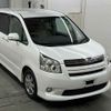 toyota noah 2009 CFJ1654446 image 1