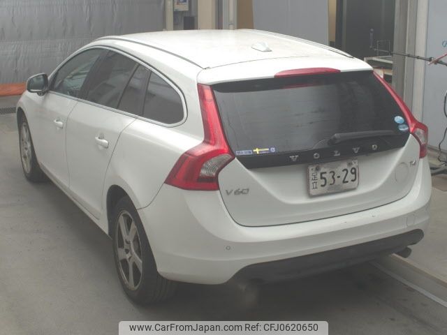 volvo v60 2013 -VOLVO--Volvo V60 FB4164T-D1123618---VOLVO--Volvo V60 FB4164T-D1123618- image 2