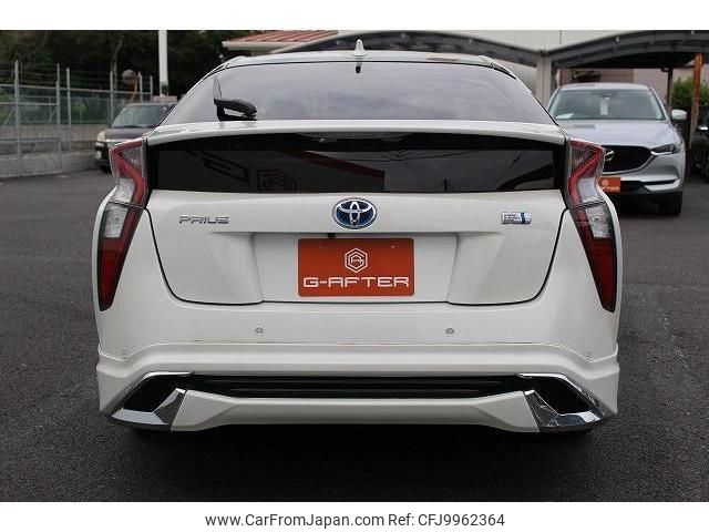 toyota prius 2018 quick_quick_DAA-ZVW51_ZVW51-6063543 image 2