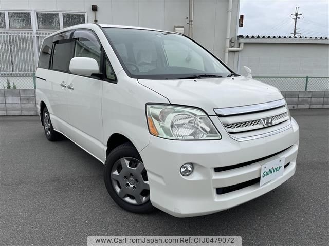 toyota noah 2005 -TOYOTA--Noah DBA-AZR60G--AZR60-0494506---TOYOTA--Noah DBA-AZR60G--AZR60-0494506- image 1