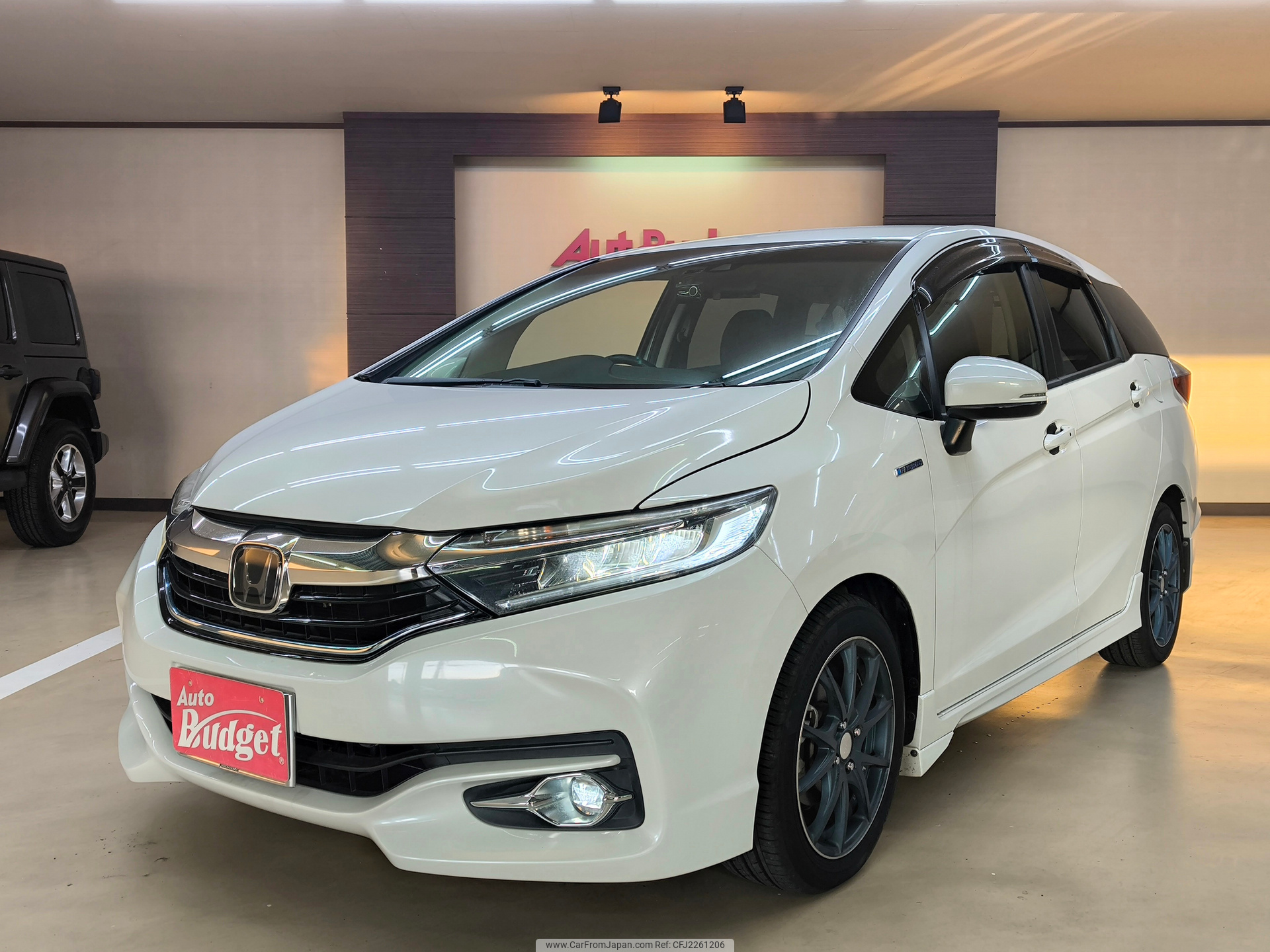 2019 Honda Fit Shuttle DAA-GP7 2WD - Car Price $7,600