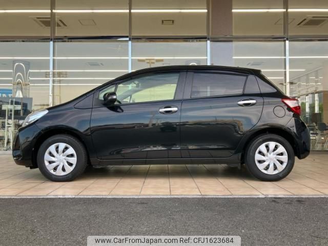 toyota vitz 2018 CFJ1623684 image 2
