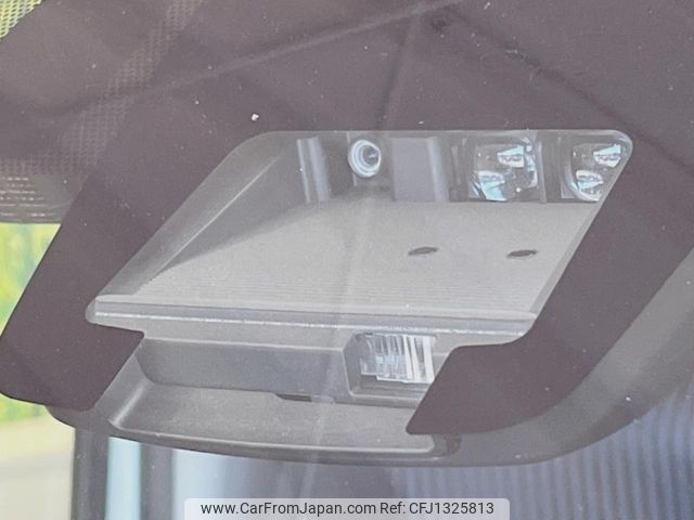 toyota voxy 2016 -TOYOTA--Voxy DAA-ZWR80W--ZWR80-0223323---TOYOTA--Voxy DAA-ZWR80W--ZWR80-0223323- image 2