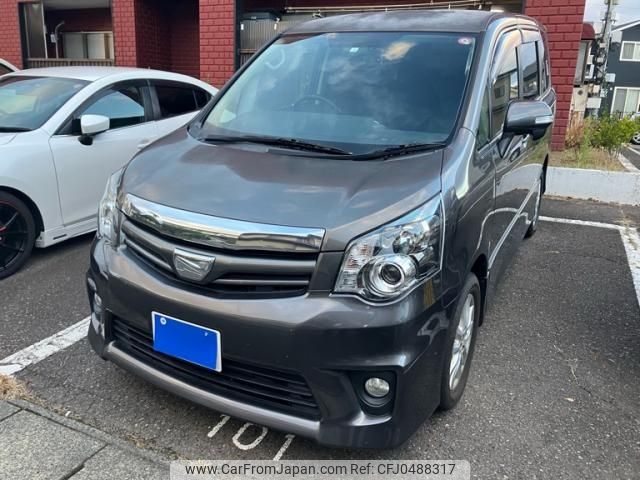 toyota noah 2010 -TOYOTA--Noah DBA-ZRR75W--ZRR75-0071458---TOYOTA--Noah DBA-ZRR75W--ZRR75-0071458- image 1