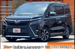 toyota voxy 2018 CFJ1580820