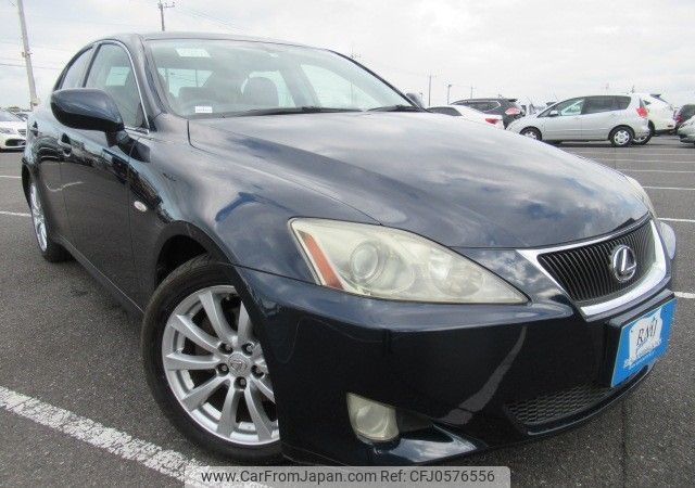 lexus is 2006 REALMOTOR_Y2024120249F-21 image 2