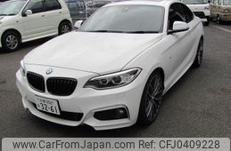 bmw 2-series 2015 -BMW 【京都 302ﾅ3261】--BMW 2 Series 1J20--0V262176---BMW 【京都 302ﾅ3261】--BMW 2 Series 1J20--0V262176-