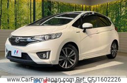 honda fit-hybrid 2016 CFJ1602226