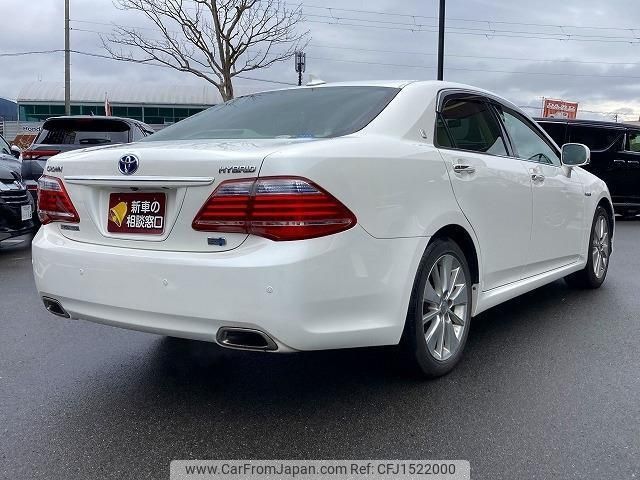toyota crown 2011 CFJ1522000 image 2