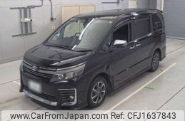 toyota voxy 2017 CFJ1637843