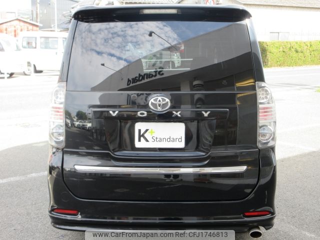 toyota voxy 2007 CFJ1746813 image 2