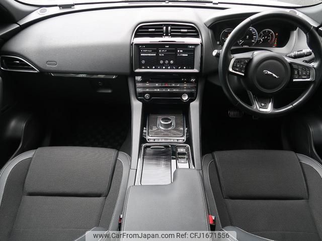 jaguar f-pace 2017 CFJ1671556 image 2