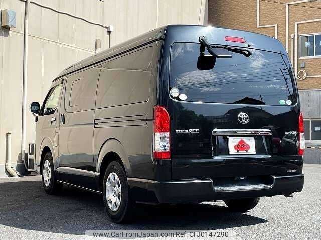 toyota regius-van 2014 504928-923782 image 2