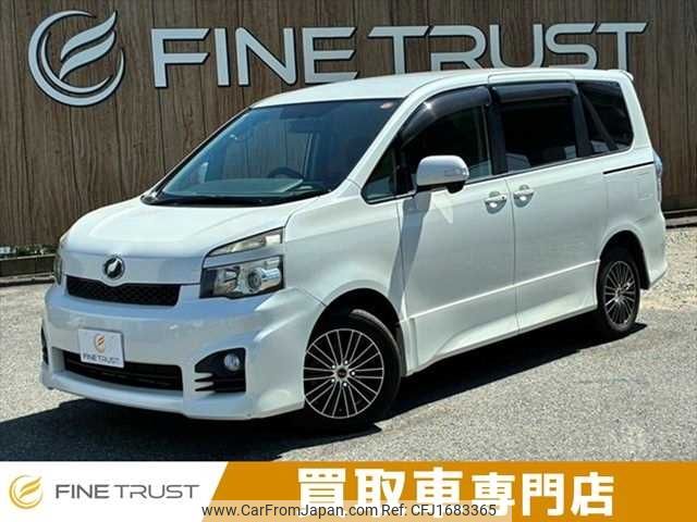 toyota voxy 2010 CFJ1683365 image 1
