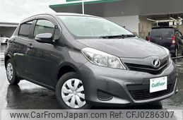 toyota vitz 2014 -TOYOTA--Vitz DBA-KSP130--KSP130-2104503---TOYOTA--Vitz DBA-KSP130--KSP130-2104503-