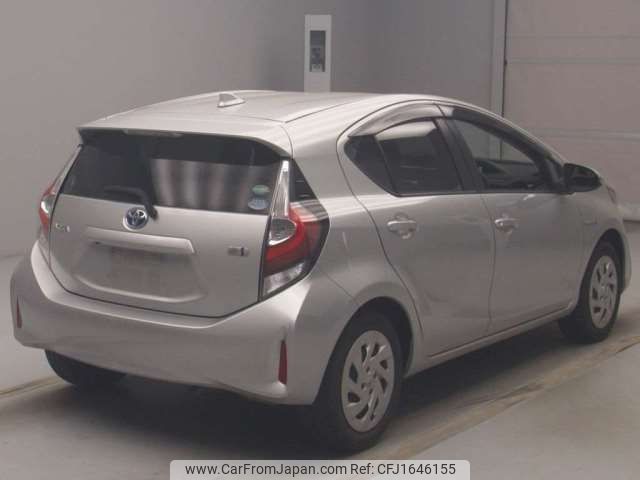 toyota aqua 2017 CFJ1646155 image 2