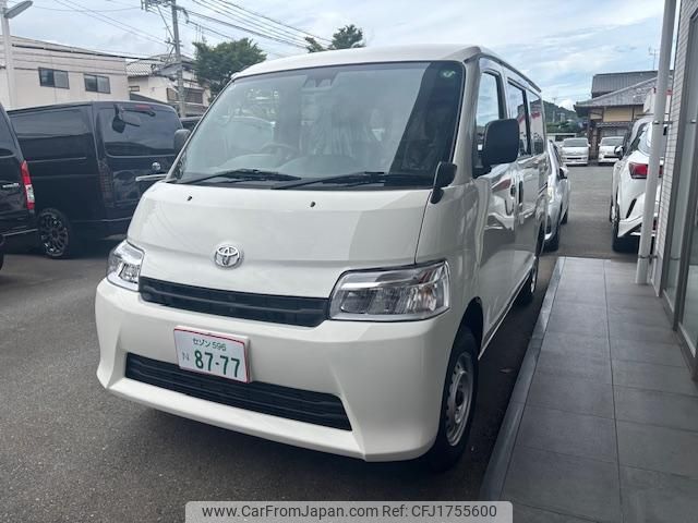 toyota townace-van 2025 CFJ1755600 image 2