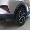 toyota c-hr 2017 ENHANCEAUTO_1_ea292958 image 21