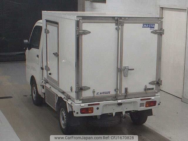 daihatsu hijet-truck 2016 CFJ1670828 image 2