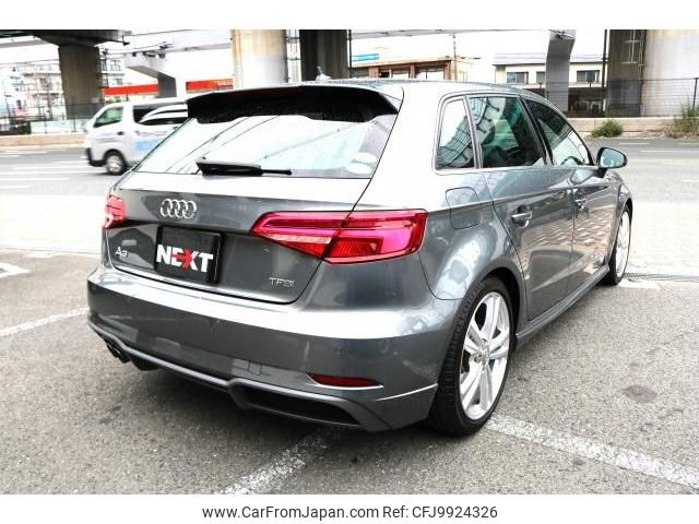 audi a3 2017 quick_quick_DBA-8VCXS_WAUZZZ8V4JA016485 image 2