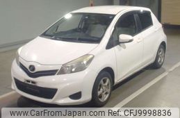 toyota vitz 2013 -TOYOTA--Vitz DBA-NSP130--NSP130-2124401---TOYOTA--Vitz DBA-NSP130--NSP130-2124401-