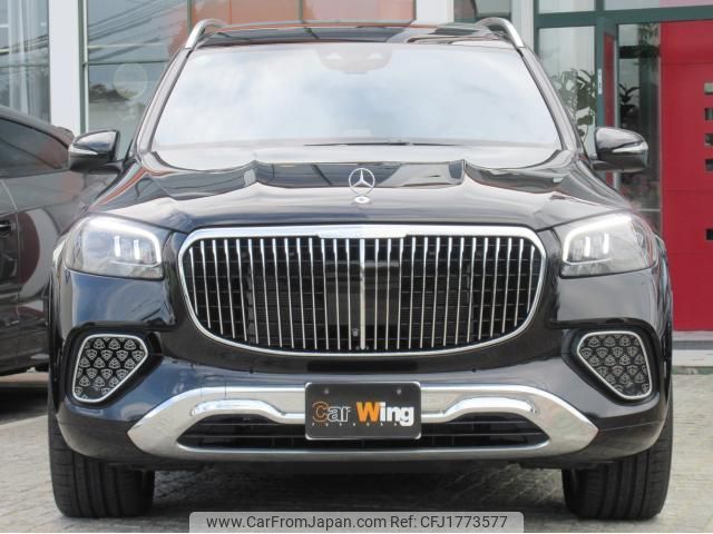 mercedes-benz gls-class 2024 CFJ1773577 image 2