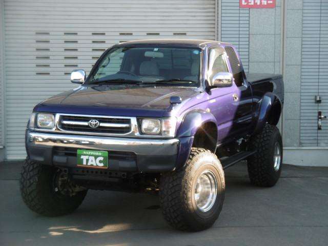 toyota hilux-sports-pickup 1997 0300607A30190414W007 image 1