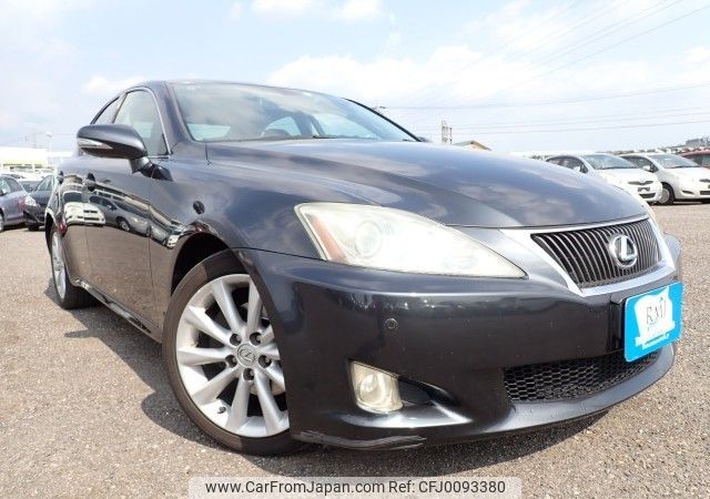 lexus is 2009 REALMOTOR_N2024080028F-24 image 2