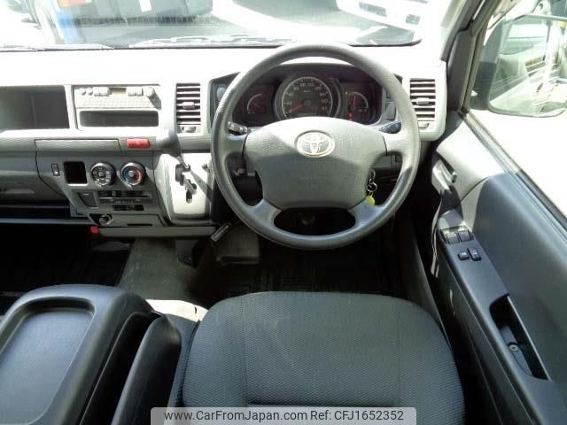 toyota hiace-wagon 2013 CFJ1652352 image 2