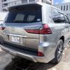 lexus lx 2017 CFJ1837992 image 2