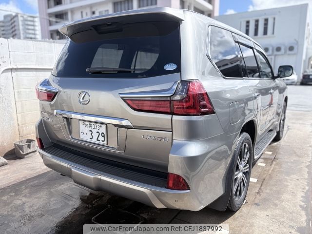 lexus lx 2017 CFJ1837992 image 2