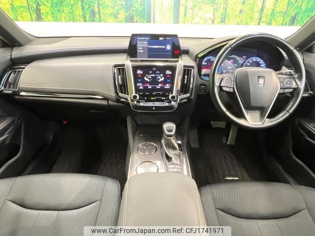 toyota crown-hybrid 2018 CFJ1741971 image 2