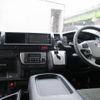 toyota hiace-wagon 2015 quick_quick_CBA-TRH214W_TRH214-0042480 image 3