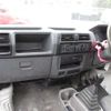 mitsubishi minicab-truck 2004 504928-250117151206 image 22