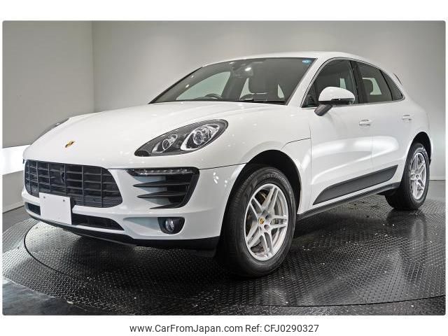 porsche macan 2017 quick_quick_ABA-95BCTM_WP1ZZZ95ZJLB30408 image 1