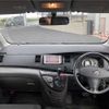 toyota isis 2005 TE1736 image 4