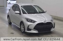 toyota yaris undefined CFJ1829644