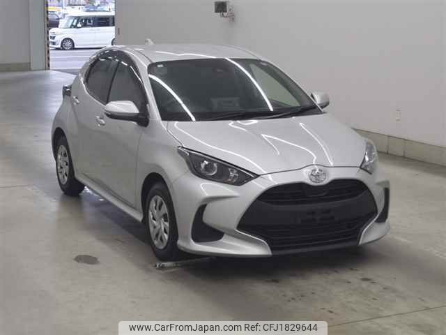toyota yaris undefined CFJ1829644 image 1