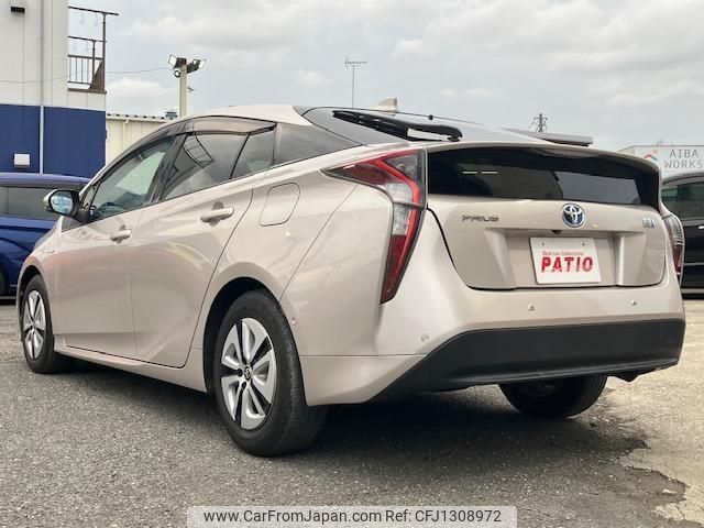 toyota prius 2016 quick_quick_ZVW51_ZVW51-8026708 image 2