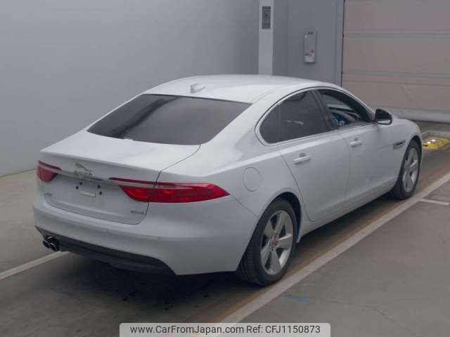 jaguar xf 2018 -JAGUAR--Jaguar XF Series LDA-JB2NA--SAJBB4AN3HCY36143---JAGUAR--Jaguar XF Series LDA-JB2NA--SAJBB4AN3HCY36143- image 2