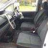 toyota noah 2013 CFJ1707154 image 6