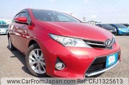 toyota auris 2014 646828-N2025040266F-24