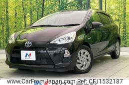 toyota aqua 2013 CFJ1532187