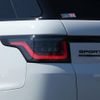 land-rover range-rover-sport 2019 quick_quick_LW2YC_SALWA2AY6KA815908 image 4