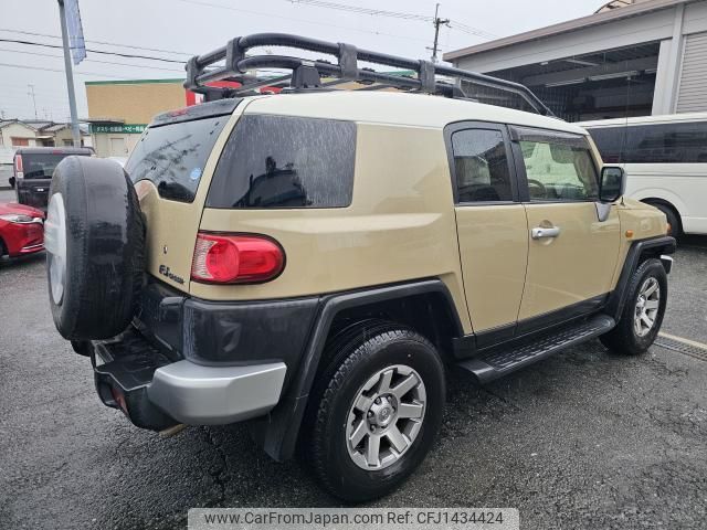 toyota fj-cruiser 2017 quick_quick_CBA-GSJ15W_0135781 image 2