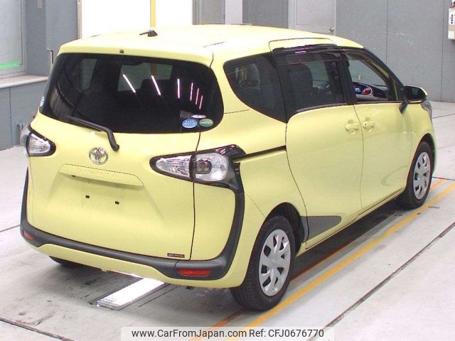 toyota sienta 2016 -TOYOTA--Sienta NSP170G-7024694---TOYOTA--Sienta NSP170G-7024694- image 2