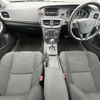 volvo v40 2017 CFJ1785456 image 20